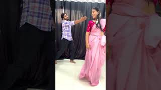 Godari gattu meeda 🦜 🦜 | Sankranthiki Vasthunnam #godarigattu #trending #dance #shorts #ytshorts