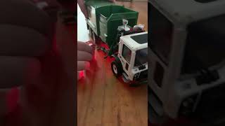 First Gear Waste Management Side Loader Garbage Truck | Garbage Trucks Rules #shorts