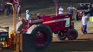 Farm Stock Tractor Pulling at Kilgore Nationals 27 Tractors!!