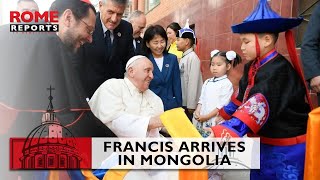 Pope Francis arrives in Mongolia