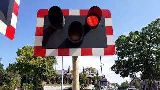 Hale Level Crossing - Greater Manchester