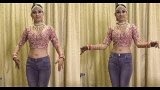 No-Shy Indian Bride Belly Dancing On Her Wedding Day