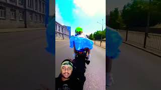 Не успел РАССМОТРЕТЬ?..😅 Когда решили УДИВИТЬ водителя грузовика😂 #motorcycle #motoraido #bikelife