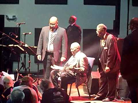 RIP B.B. King. This Was The End Of His Show At Little Creek Casino 11 ...