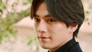 新田真剣佑、いいこと言ってるのにちょっと笑えるキャラに／就活支援サイト「ジンジブ」CM+メイキング