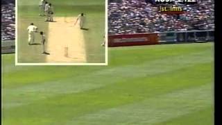 Muralitharan FIRST TIME no balled for throwing 1995 Boxing Day MCG 3