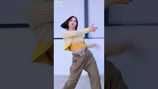 【舞蹈🥢營業ing】孟美岐練習室 23 / Meiqi Dance Practice -  \