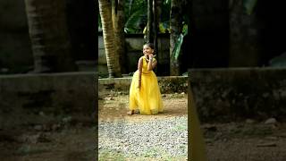 ഈ മിടുക്കിയുടെ Dance കണ്ടോ 💃🤩Ammus #youtubeshorts#kaavaalaasong (MAMMOTH VLOG) 🦣