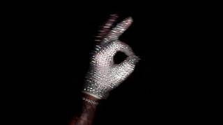 DRAKE - MOOOOM[DID NOT MAKE ICEMAN/LEAKED/UNRELEASED]