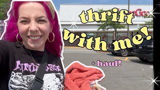 Thrift With Me At Goodwill! 🛒 Free People & Madewell Thrift Haul! 🛍️