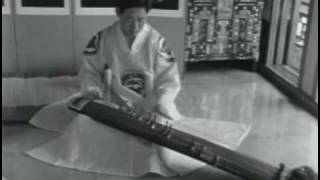 Master Hwang Byeonggi - Kayagum Sanjo Variation (Filmed in 1966)