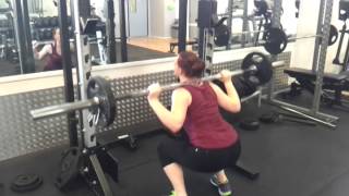 Girls who lift: 40kg barbell squat