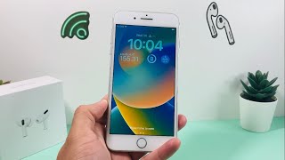 iOS 16 OFFICIAL on iPhone 8 Plus (Review)