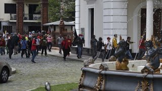 Clashes at Venezuelan National Assembly