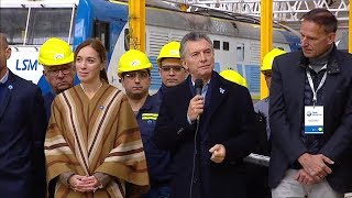 Macri inauguró un taller ferroviario y afirmó que fue posible porque “volvimos al mundo”