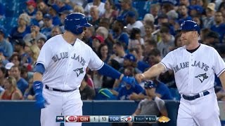 CIN@TOR: Smoak homers, drives in four on three hits