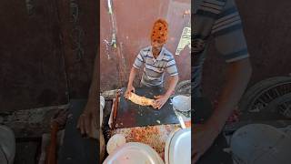 39 bus stand ke pas khaya 14 rs me 100gm pitai Paratha dual sabzi ke sath #shorts #viral #ytshorts