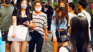 Tokyo's Crazy Crowded Ikebukuro At Lunch time 【4K】