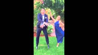 Pants ripping at wedding, very embarrassing