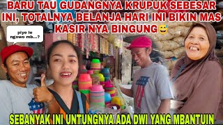 BELANJA SEBANYAK INI UNTUNG NYA ADA DWI YANG MBANTUIN, BARU TAU GUDANG NYA KRUPUK SEBESAR INI