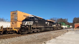 +/- 11k ft. HUGE Norfolk Southern #4712 - #27a MET NS #4258 - #282 / Norfolk Southern #3658 - #153