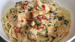 Creamy Garlic Lobster Pasta