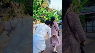 കുണ്ടിക്ക് പിടിക്കുന്നുവോടാ തെണ്ടി #shorts #trending #youtubeshorts #funny #comedy #aayiramaura