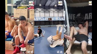 Handsome guy muscle 6 pack absCute and Handsome Boys on Douyin/Tiktok羽衣常带烟霞色，不惹人间桃李花