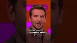 #BradleyCooper hanging with Graham 😎 🎸 #GrahamNorton #TheGrahamNortonShow