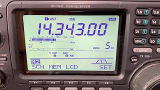 ICOM IC-746 Transceiver