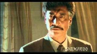 Antham Movie Scenes - Nagarjuna trying to save urmila - Nagarjuna & Urmila