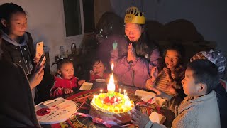 侄女过生日，大家族一起在这里玩开开心心🥰一起过生日了🎂🎂【悬崖村小花】