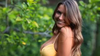 Sofia Bevarly INSANE Golden Hour Photoshoot