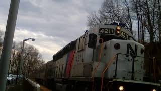 NJT #4211 pulls a local into Ho-Ho Kus, NJ with an awesome K5LA!