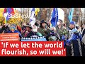 Indigenous leaders from around the world march through Glasgow to COP26 | SBS News