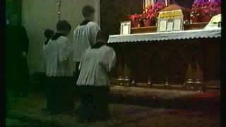 How to Serve Latin Tridentine High Mass