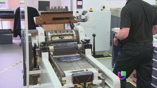 Británicos operan una máquina para fabricar dinero - Noticiero Univisión