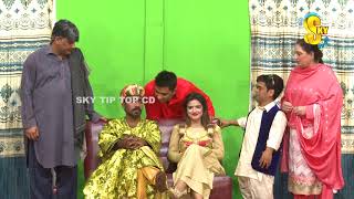 Vicky Kodu and Amjad Rana with Nadeem Chitta | New Stage Drama | Haan Ya Naa | Comedy Clip 2019