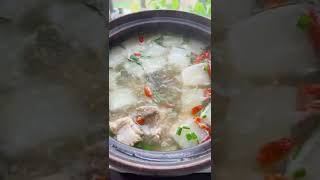 萝卜排骨汤的家常做法 luo bo pai gu tang