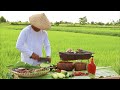 Grilling Seafoods in the Middle of Ricefields I Joseph The Explorer