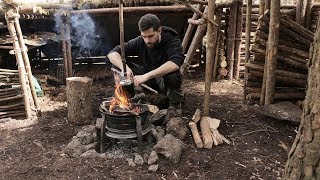 Cooking at The Bushcraft Camp - Axe, Fire, Shelter, Wilderness Survival Tips & Grilled Kebabs