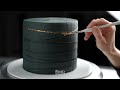 how to decorate a cake with bakers twine