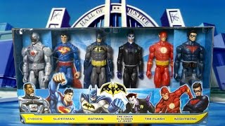 Batman Action Figure Set feat Cyborg, Superman, Batman, The Joker, The Flash & Nightwing from Mattel