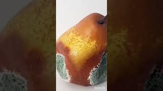 How a pear gets rotten #pear #rotten #rottenfood #rottentomatoes