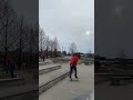 Noseslide foot shuffle shuv