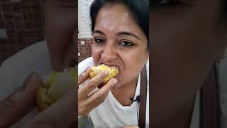 Egg Chop Eating In Niranjan Agar Best Cabin Streetfood #food  #shorts