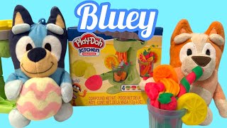 Bluey and Bingo makes fruit juice Play-doh