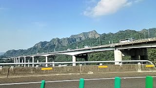 國道六號超高的270°大彎 (國姓交流道西行出口匝道)