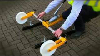 Hydraulic Man Hole Lifter - From South Survey