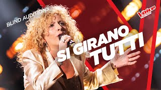 Rosa Alba CONQUISTA i coach con “Bella senz’anima” | The Voice Senior Italy 3 | Blind Auditions
